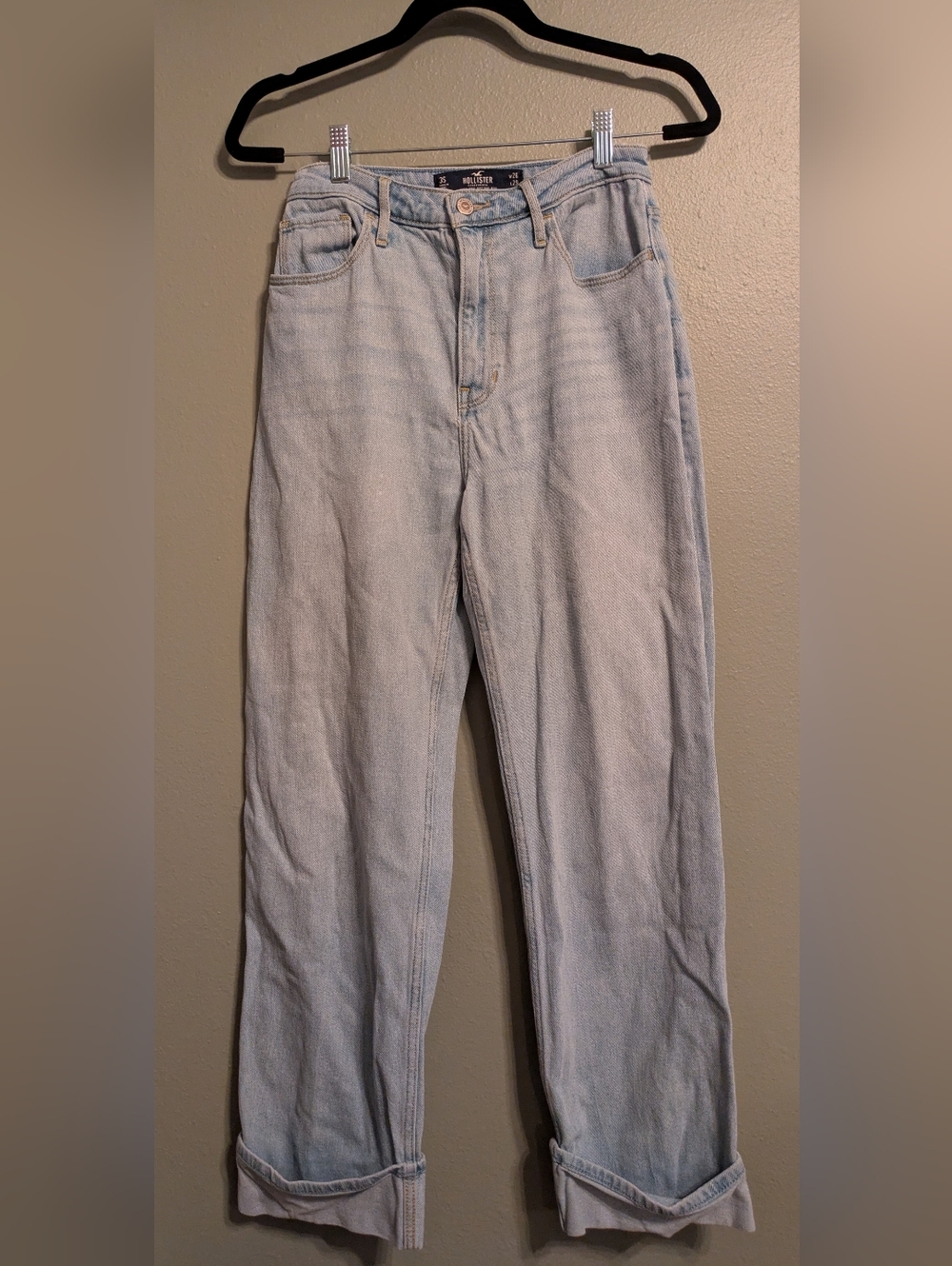 Hollister Ulta High Rise Dad Jean Size 3S